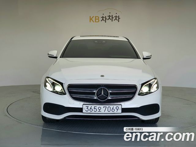 Mercedes-Benz E-Class из Кореи Encar