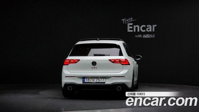 Volkswagen Golf 2.0 GTI — пробег 11 763 км — фото 4 из 5