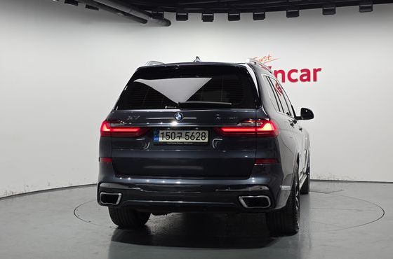 BMW X7 xDrive 40i M Sport 6STR — пробег 30 584 км — фото 4 из 5
