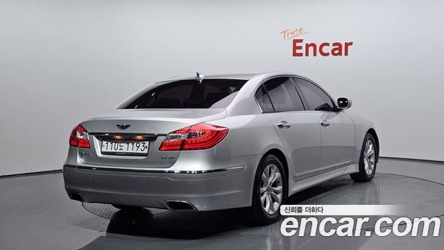 Hyundai Genesis из Кореи Encar