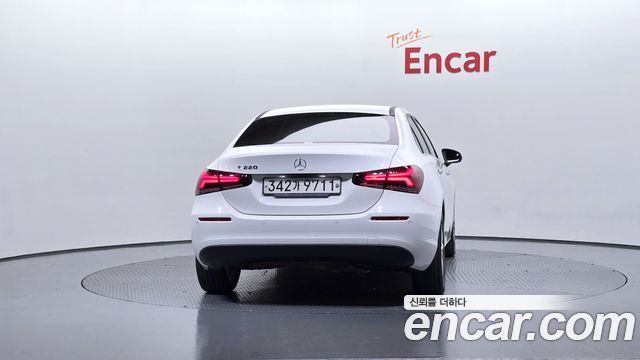 Mercedes-Benz A-Class из Кореи Encar