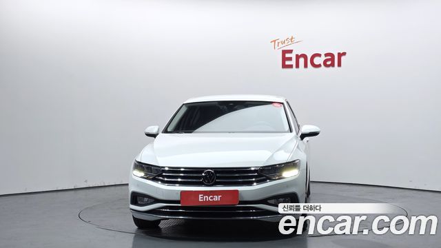Volkswagen Passat 2.0 TDI Premium — пробег 29 313 км — фото 3 из 5