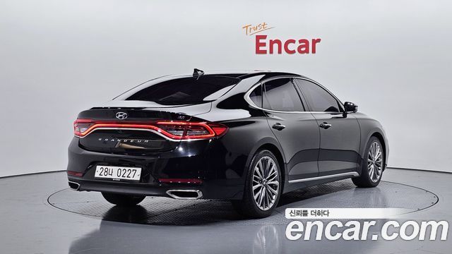 Hyundai Grandeur из Кореи Encar