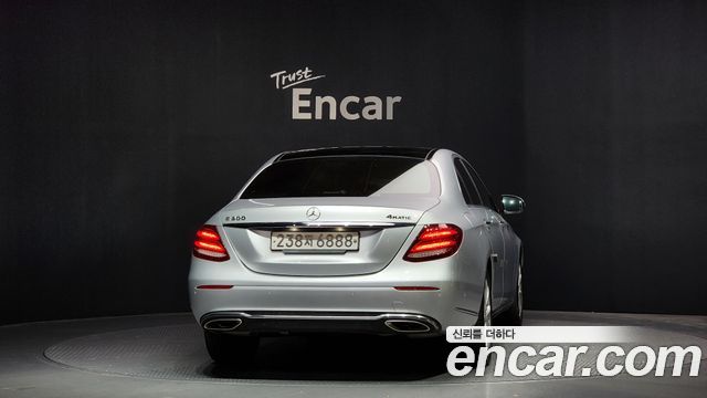 Mercedes-Benz E-Class из Кореи Encar