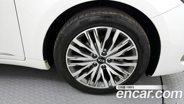Kia K7 из Кореи Encar