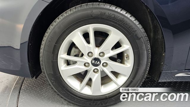 Kia K5 из Кореи Encar