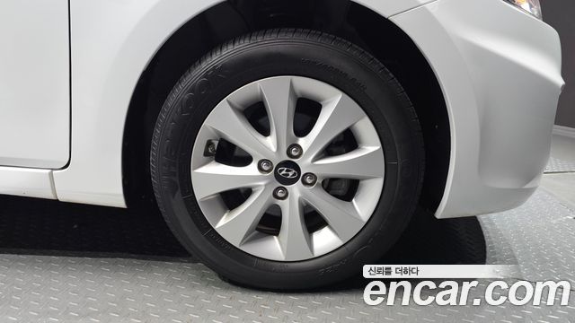Hyundai Accent из Кореи Encar