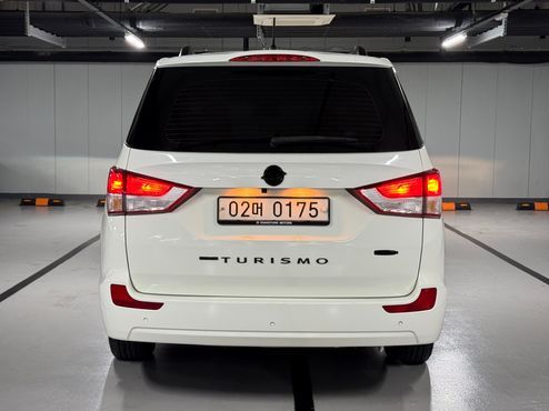 Ssangyong KORANDO 4WD TX 9-seater — пробег 140 500 км — фото 4 из 5