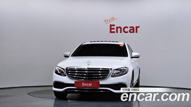 Mercedes-Benz E-Class из Кореи Encar