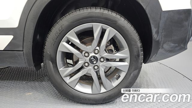 Kia Seltos из Кореи Encar