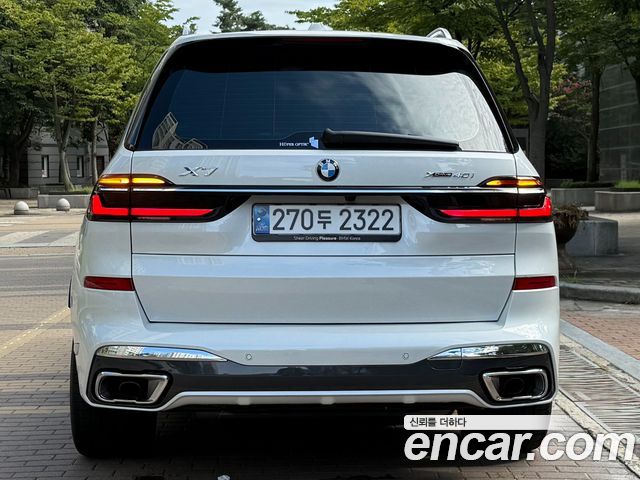 BMW X7 xDrive 40i M Sport 6STR — пробег 2 420 км — фото 4 из 5