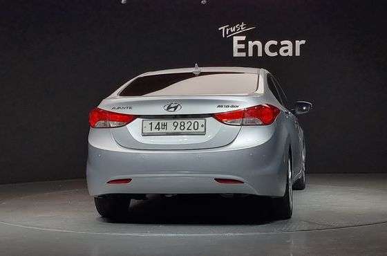 Hyundai AVANTE M16 GDI Top — пробег 136 836 км — фото 4 из 5