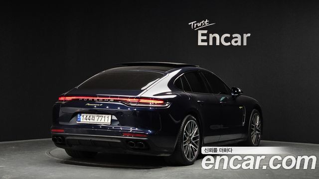 Porsche Panamera 2.9 AWD E-Hybrid Platinum Edition — пробег 43 804 км — фото 2 из 5