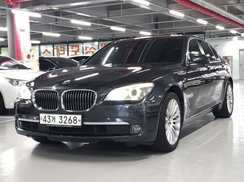 BMW 7-Series 740i — пробег 172 133 км — фото 1 из 5