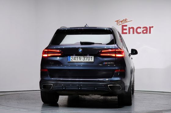 BMW X5 M50i — пробег 126 687 км — фото 4 из 5