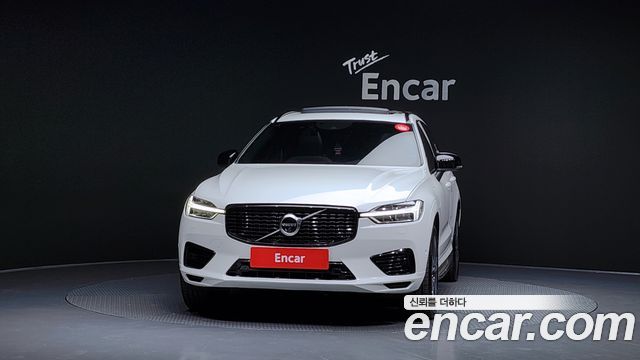 Volvo XC60 T8 R-Design — пробег 152 267 км — фото 3 из 5