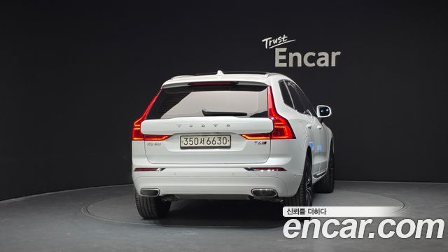 Volvo XC60 T6 Inscription — пробег 72 169 км — фото 4 из 5