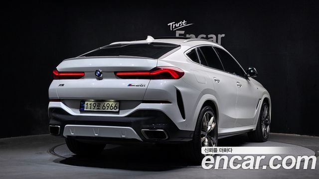BMW X6 M50i — пробег 39 824 км — фото 2 из 5