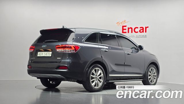 Kia Sorento Diesel 2.0 2WD Prestige — пробег 114 905 км — фото 2 из 5
