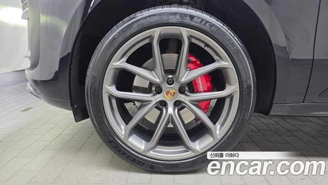Porsche Macan 2.9 S — пробег 16 615 км — фото 5 из 5