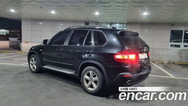 BMW X5 xDrive 30si — пробег 180 000 км — фото 4 из 5