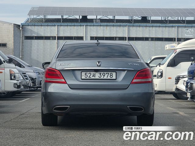 Hyundai Equus из Кореи Encar