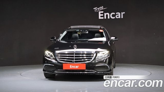 Mercedes-Benz E-Class из Кореи Encar
