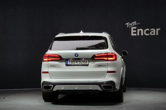 BMW X5 xDrive 45e M Sport — пробег 59 963 км — фото 4 из 5