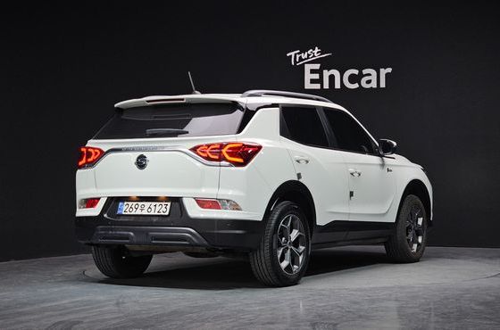 Ssangyong KORANDO Gasoline 1.5 2WD C5 Plus — пробег 74 493 км — фото 2 из 5