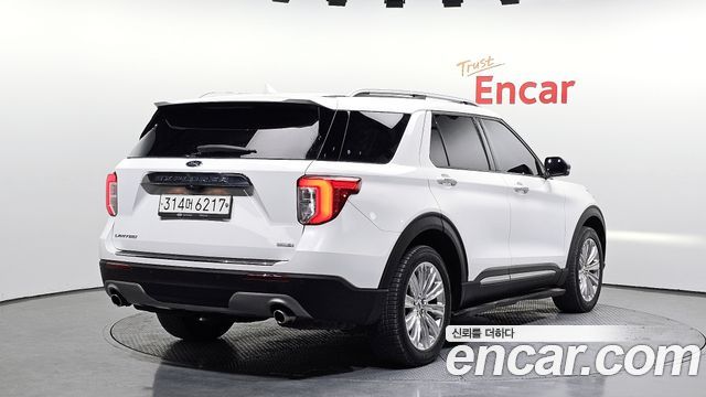 Ford Explorer 2.3 LimIted 4WD — пробег 77 578 км — фото 2 из 5