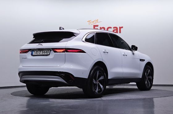 Jaguar F-PACE D200 S — пробег 80 839 км — фото 2 из 5