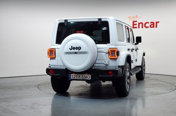 Jeep Wrangler 2.0 Overland Power Top 4Door — пробег 19 092 км — фото 4 из 5