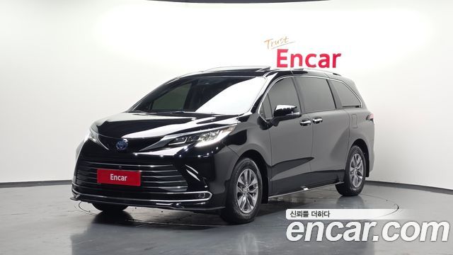 Toyota Sienna 2.5 Hybrid AWD — пробег 41 346 км — фото 1 из 5