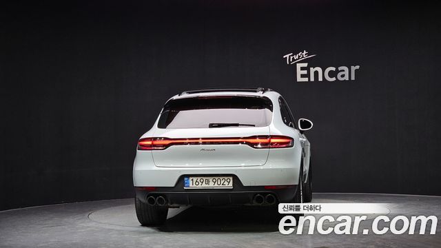 Porsche Macan из Кореи Encar