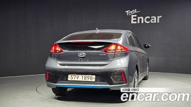 Hyundai Ioniq из Кореи Encar