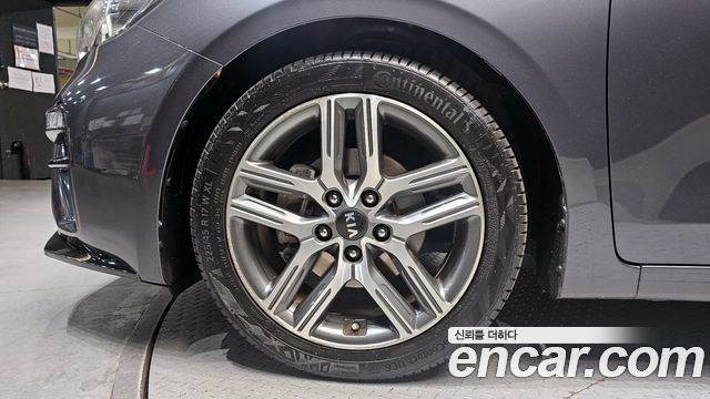Kia K3 из Кореи Encar
