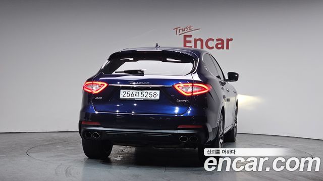 Maserati Levante 3.0 S AWD GranSport — пробег 68 699 км — фото 4 из 5