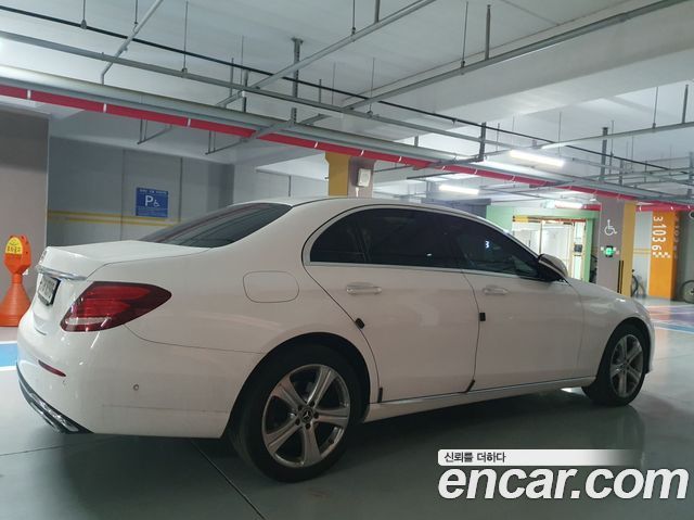 Mercedes-Benz E-Class из Кореи Encar