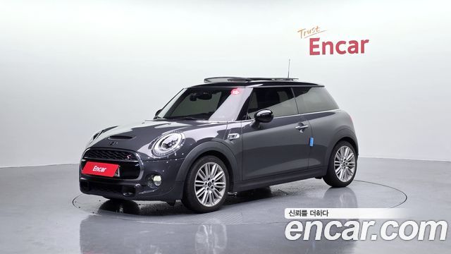 Mini Cooper Standard Third Generation — пробег 50 339 км — фото 1 из 5