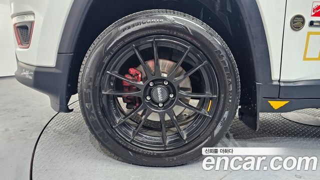 Jeep Compass из Кореи Encar