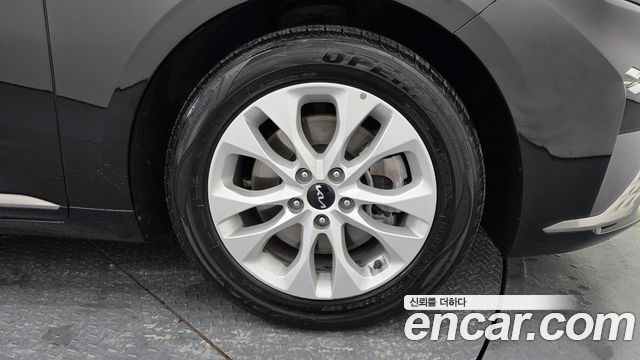 Kia K8 из Кореи Encar