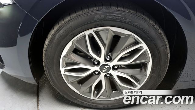 Kia K5 Signature — пробег 141 599 км — фото 5 из 5