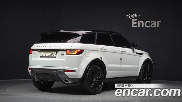Land Rover Range Rover Evoque 2.0 TD4 HSE Dynamic — пробег 65 941 км — фото 2 из 5