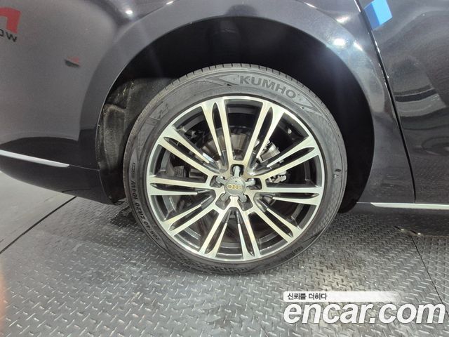 Audi A8 из Кореи Encar