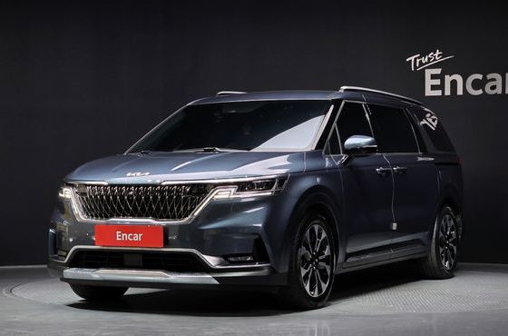 Kia Carnival 9-Seater Noblesse — пробег 97 068 км — фото 1 из 5