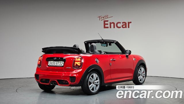 Mini Cooper Convertible JCW 3rd — пробег 61 249 км — фото 2 из 5