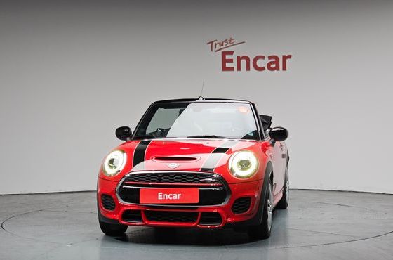 Mini Cooper Convertible JCW 3rd — пробег 61 249 км — фото 3 из 5
