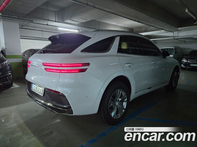 Genesis GV70 2.5T Gasoline 2WD — пробег 634 км — фото 4 из 5