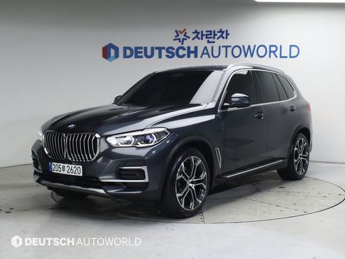 BMW X5 xDrive 40i xLine — пробег 36 865 км — фото 1 из 5