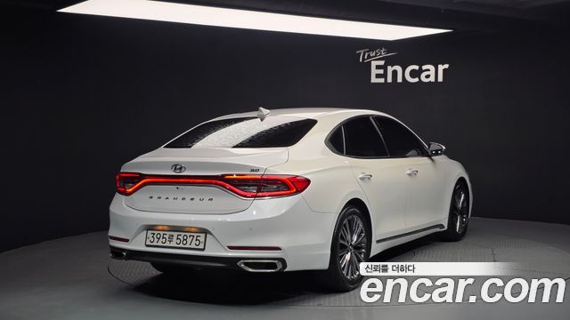 Hyundai Grandeur из Кореи Encar